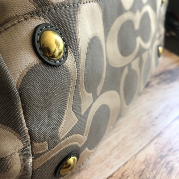 Authentic Coach shoulder bag - Picture 8 of 13